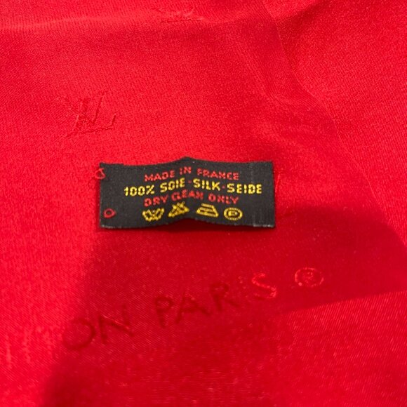 Louis Vuitton 100% Silk Scarf Monogram Red (C72960) - Picture 3 of 4